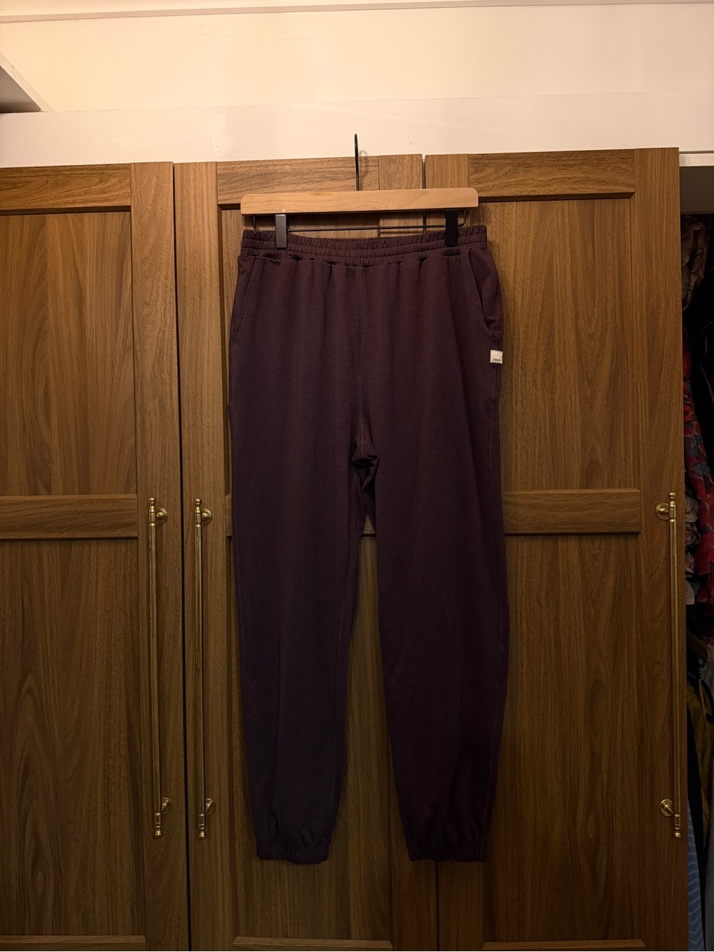Vuori Women’s Dark Plum Jogger Pants
